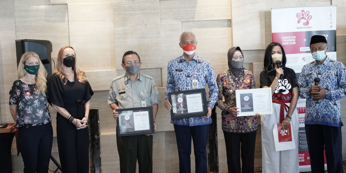 More Regencies in Central Java go Dog Meat-Free, as DMFI hosts Awards ceremony attended by Governor Ganjar to celebrate his province’s progress!