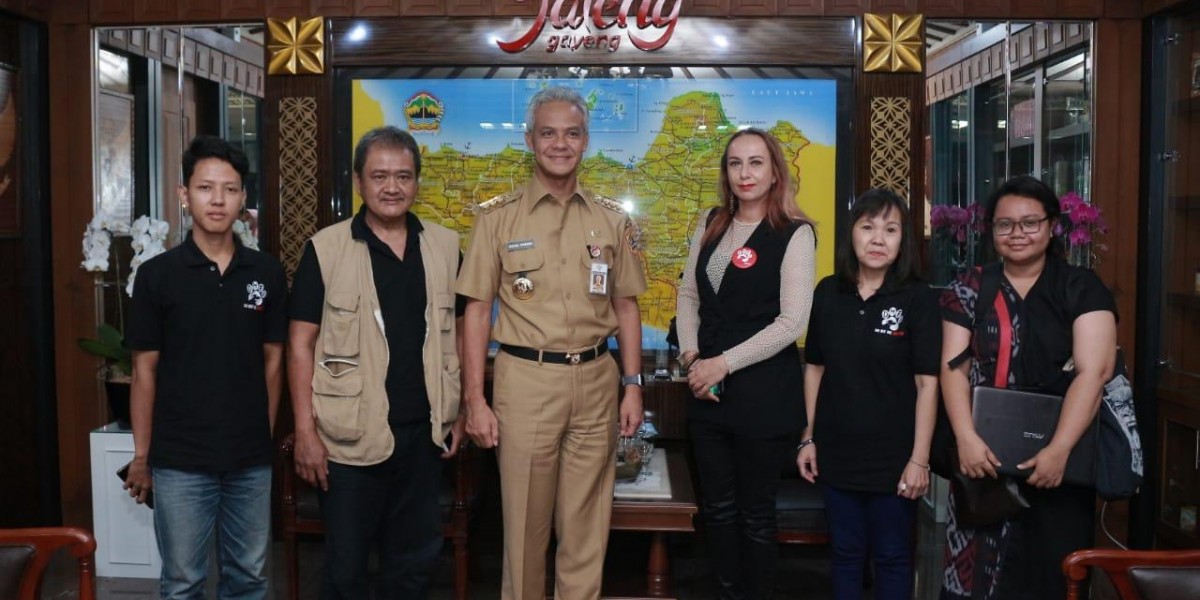 World Rabies Day: Governor of Central Java States “Dogs Are NOT Food!”